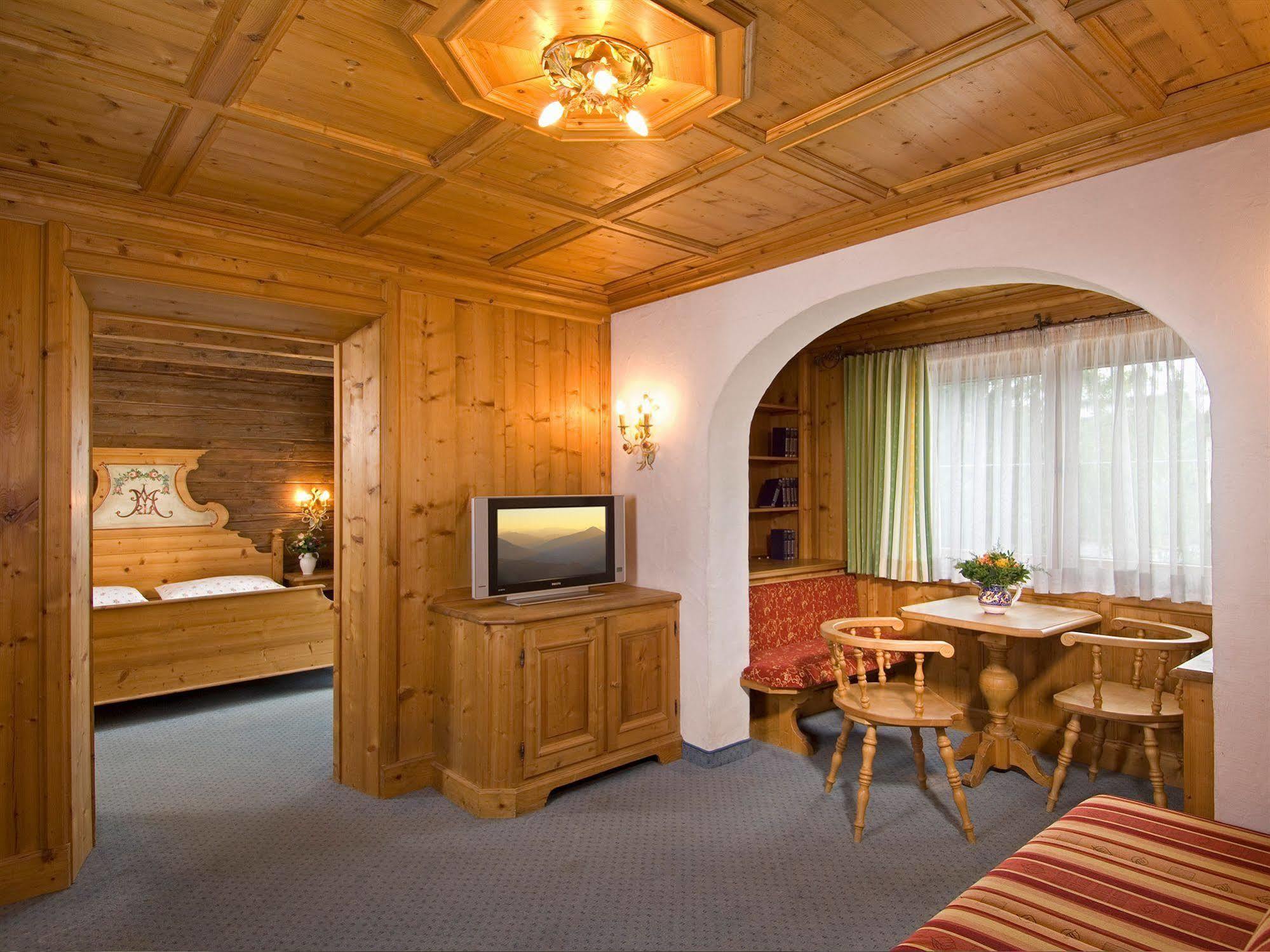 Hotel Alexander Kirchberg in Tirol Eksteriør bilde